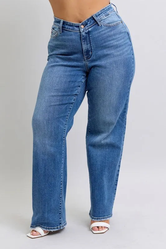 Judy Blue Full Size High Waist V-Front Vintage Wash Straight Jeans