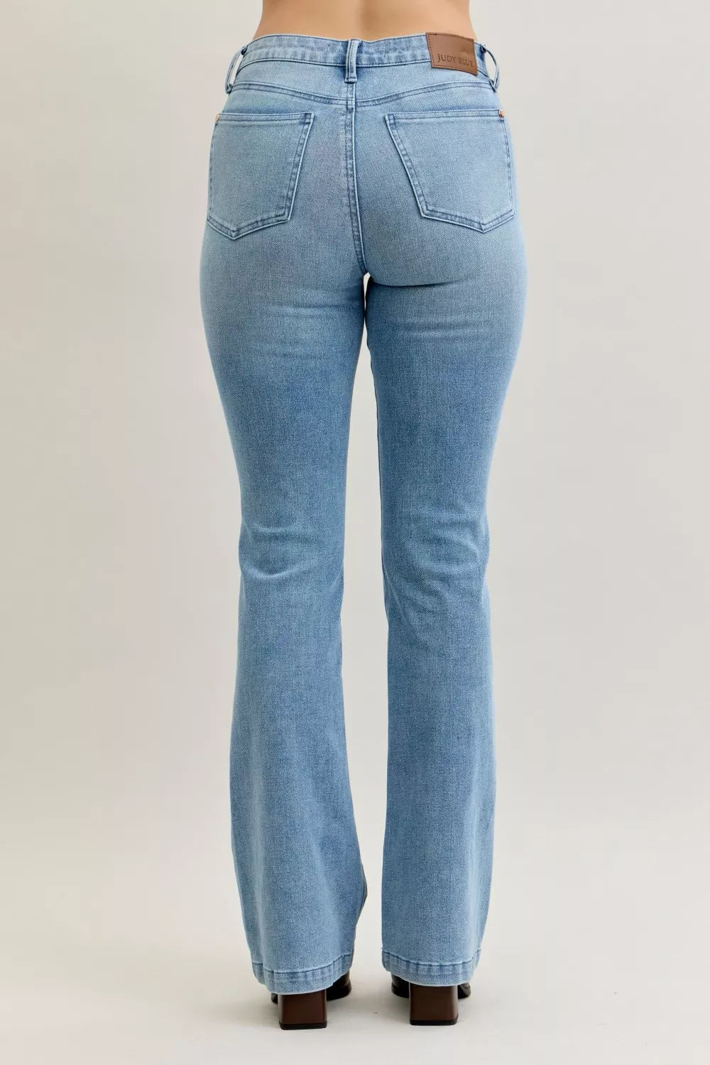 Judy Blue Full Size Mid Rise Bootcut Jeans with Contrast Wash & Front Patch Pockets