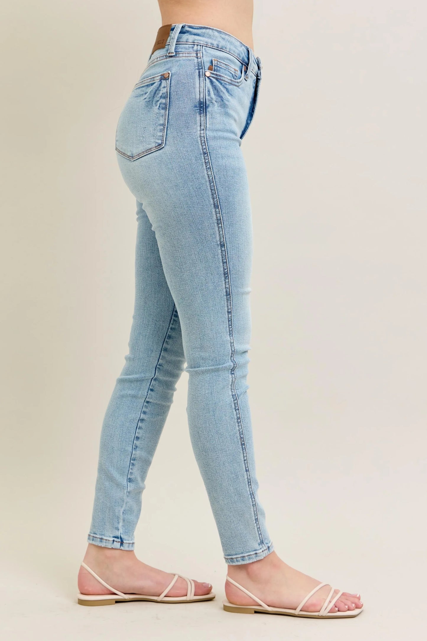 Judy Blue Full Size Mr Tummy Control Vintage Wash Skinny Jeans