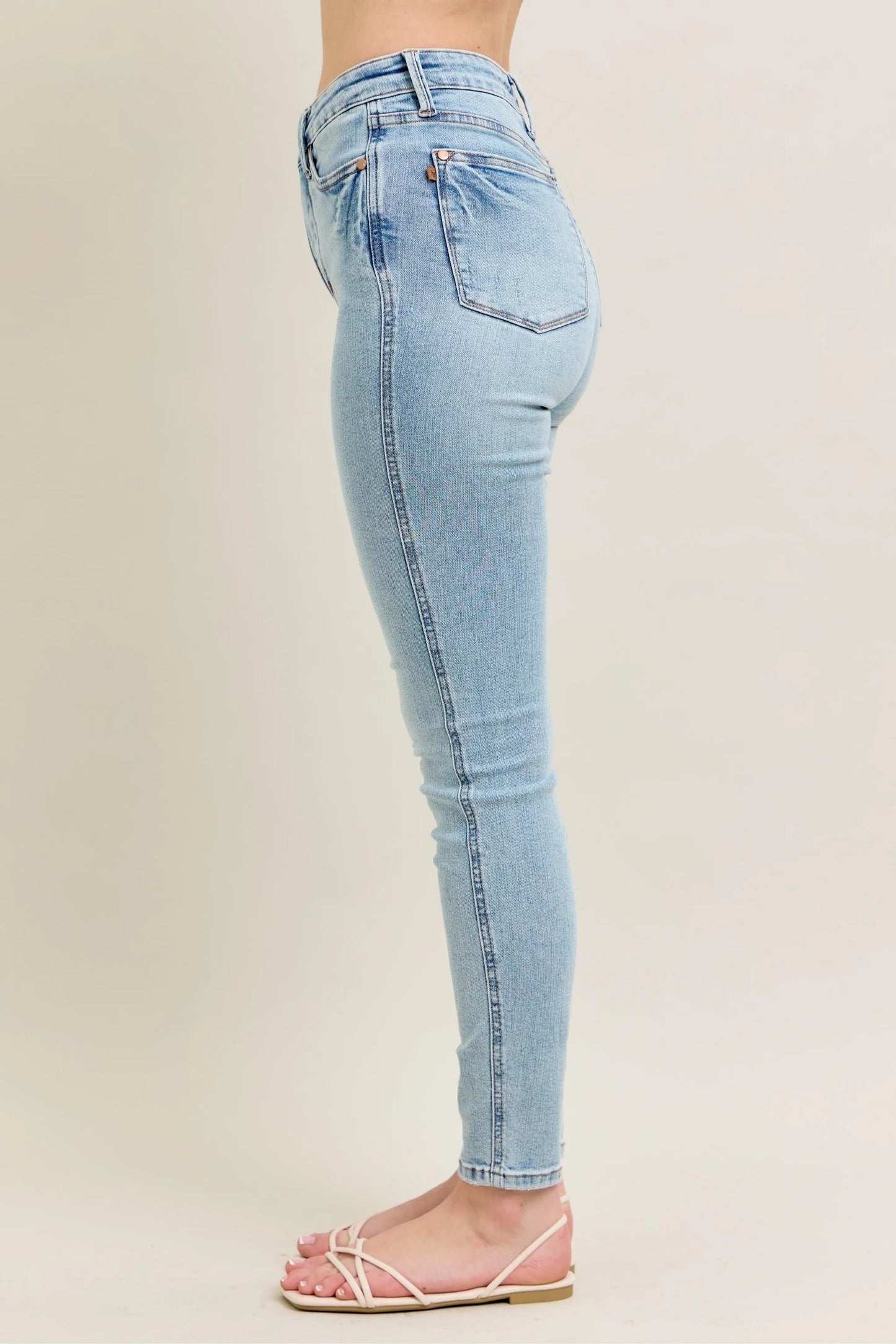 Judy Blue Full Size Mr Tummy Control Vintage Wash Skinny Jeans