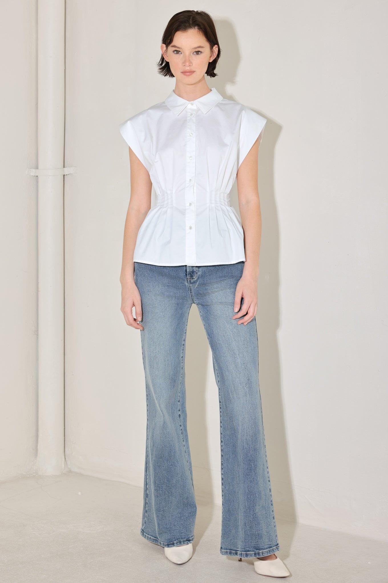 MODERN POISE WOVEN TOP