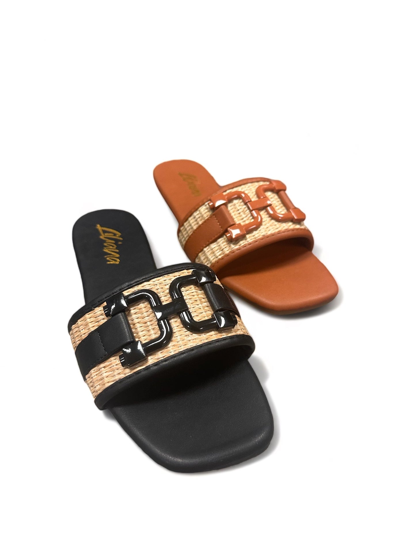 Lisa Sandal