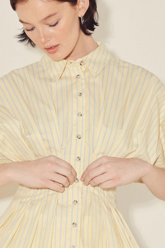 BUTTER MODE ACTIVATED WOVEN TOP