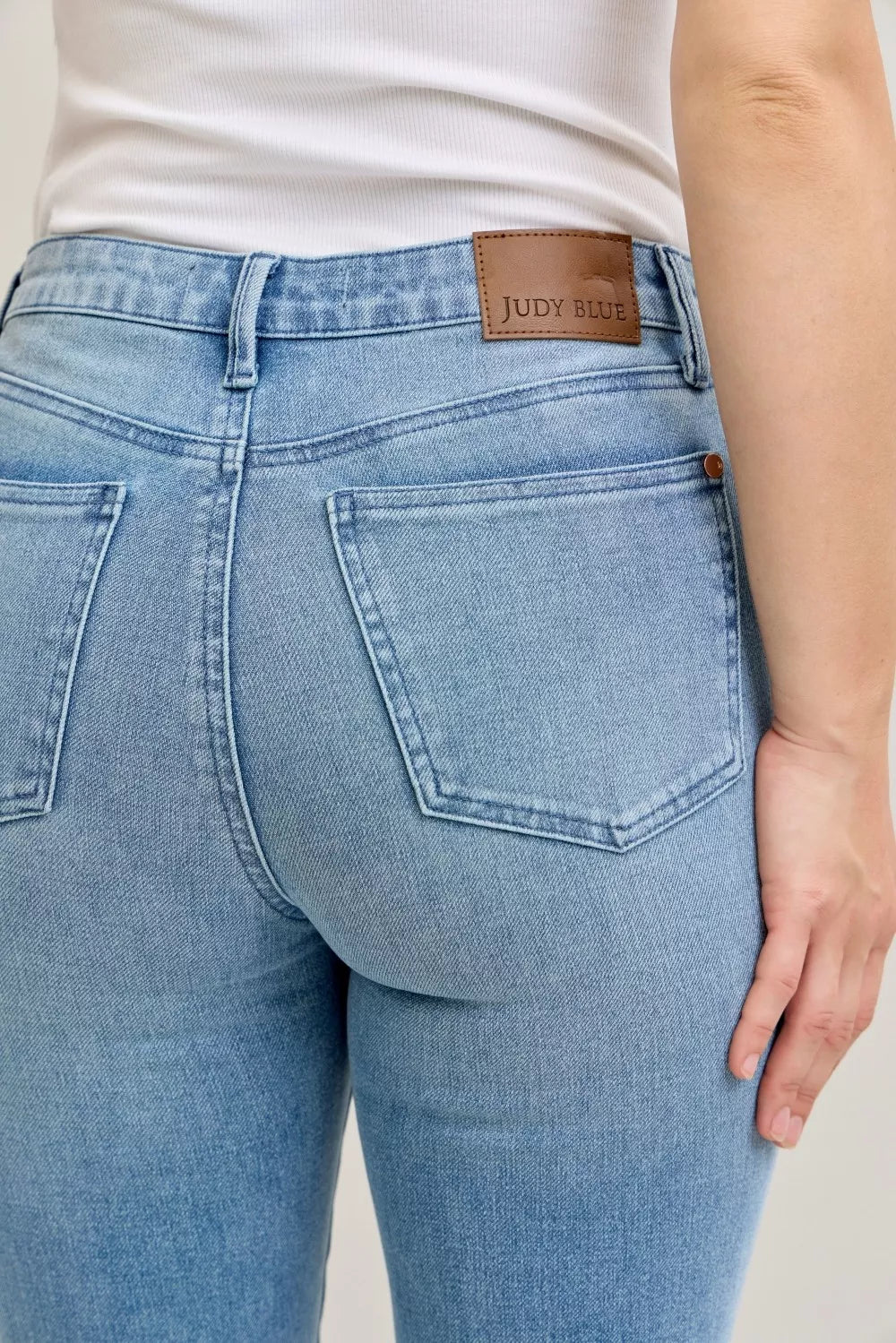 Judy Blue Full Size Mid Rise Bootcut Jeans with Contrast Wash & Front Patch Pockets