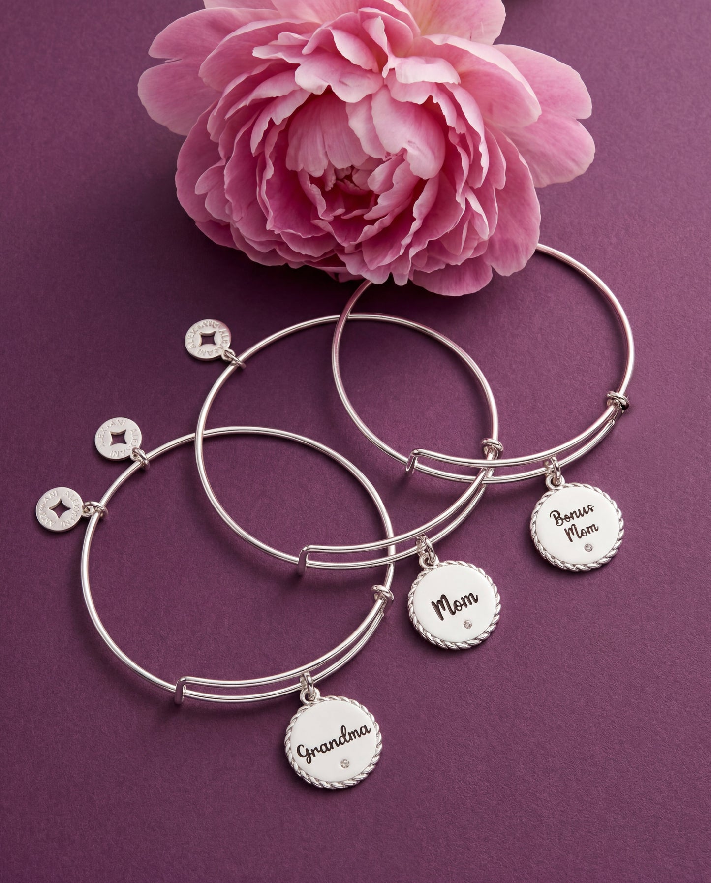 Grandma 'Wise And Warm, Her Love Feels Like Home' Charm Bangle